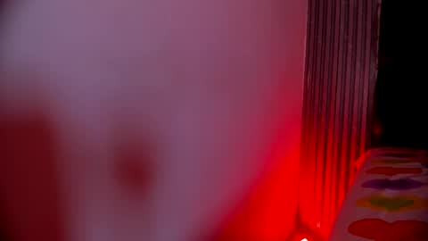 ashlybenison online show from 12.24.24