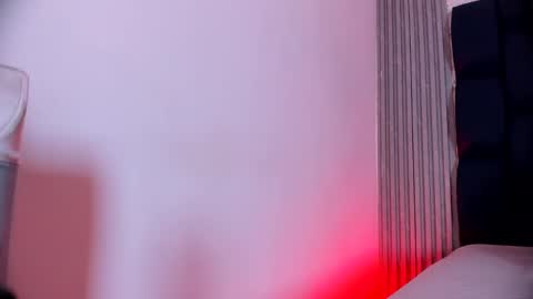 ashlybenison online show from 12.30.24