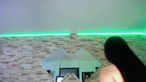 Snapshot of ashlye_hill chatting on 02.20.25 Ashlye online show from 02.20.25
