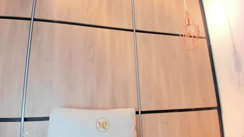 ashlyn online show from 02.16.26