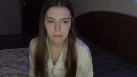 Snapshot of ashlynella chatting on 10.22.25 ashlynella online show from 10.22.25