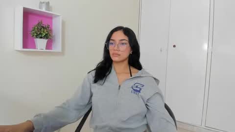 Camila online show from 03.01.25