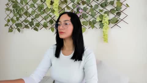 Camila online show from 10.08.25