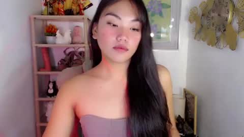 Snapshot of asian_alliyah chatting on 07.23.26 asian_alliyah online show from 07.23.26