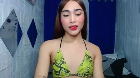 Snapshot of asian_caulix chatting on 03.08.25 baby caulix online show from 03.08.25