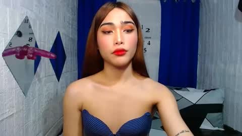 Snapshot of asian_caulix chatting on 03.11.25 baby caulix online show from 03.11.25