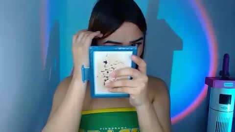 Snapshot of asian_caulix chatting on 10.03.25 baby caulix online show from 10.03.25