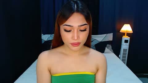 Snapshot of asian_caulix chatting on 10.23.25 baby caulix online show from 10.23.25