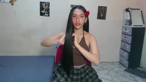 Snapshot of asian_glamm chatting on 02.02.25 ANITA online show from 02.02.25