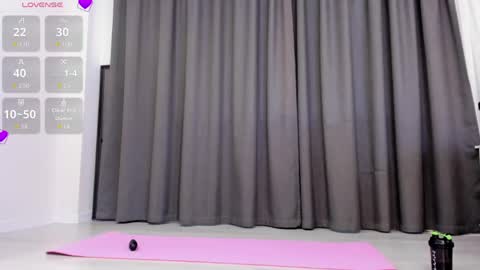 asian_loverpop online show from 04.24.26