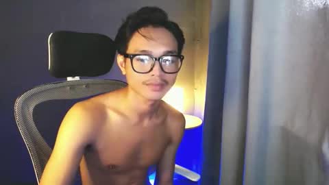 Snapshot of asian_mjxx chatting on 05.23.26 cCALL ME MJ online show from 05.23.26