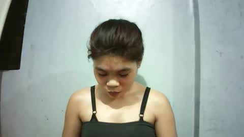 Snapshot of asian_novielyn19xxx chatting on 05.16.26 asian_novielyn19xxx online show from 05.16.26