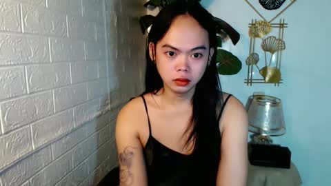Snapshot of asian_pretty143 chatting on 05.10.26 asian_pretty143 online show from 05.10.26