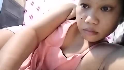 Snapshot of asiancreamy4u chatting on 03.05.25 asiancreamy4u online show from 03.05.25