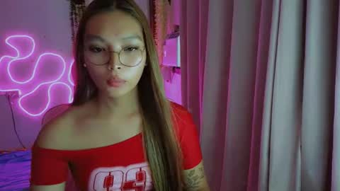 HI IM TAMIRA LOOKING FOR SERIOUS RELATIONSHIP online show from 04.14.26