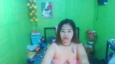 Snapshot of asiankitty23xx chatting on 10.15.25 asiankitty23xx online show from 10.15.25