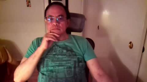 Snapshot of asianmixedman chatting on 01.20.25 Asian Mixed Man online show from 01.20.25