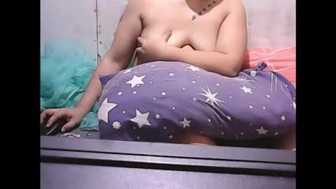 Snapshot of asiannwoman4u chatting on 09.24.25 AsianWoman4u online show from 09.24.25