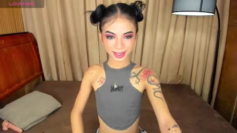 Snapshot of asianprettypetite chatting on 01.24.25 CHESKA online show from 01.24.25