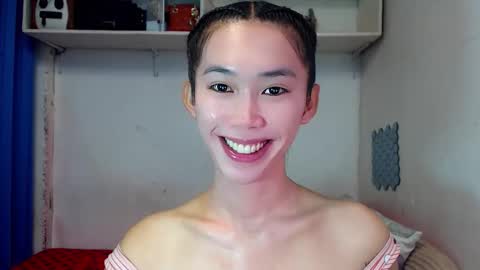 J A D E online show from 11.08.25