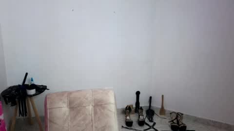 Snapshot of asiri_smith chatting on 05.31.26 Asiri online show from 05.31.26