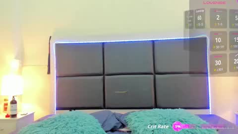  Aslhyn  online show from 09.09.25