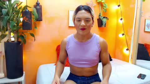 Snapshot of aslyhernandez chatting on 12.09.24 ASLY online show from 12.09.24