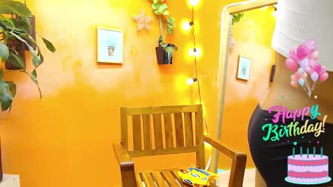 Snapshot of aslyhernandez chatting on 01.18.25 ASLY online show from 01.18.25