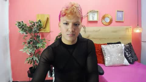 Snapshot of aslyhernandez chatting on 02.25.26 ASLY online show from 02.25.26