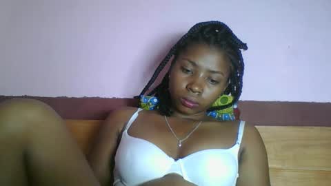 asmiraa online show from 04.18.26