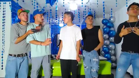 THOMAS AND DAMIAND online show from 02.06.25