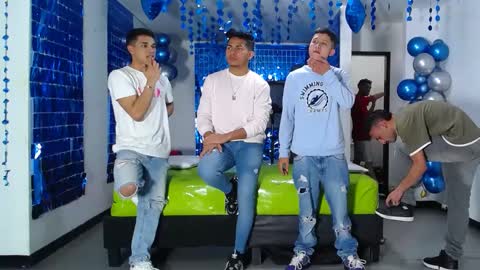 THOMAS AND DAMIAND online show from 02.16.25