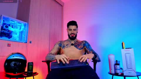 Snapshot of asmodeus_bael_ chatting on 04.17.26 asmodeus bael online show from 04.17.26