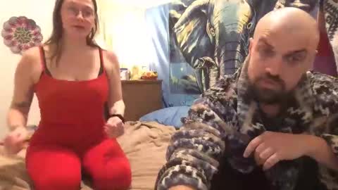 Snapshot of aspenandlink chatting on 10.28.25 aspenandlink online show from 10.28.25