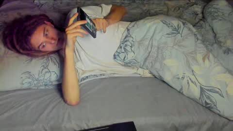 Snapshot of asphalt_surfer chatting on 12.09.24 asphalt surfer online show from 12.09.24