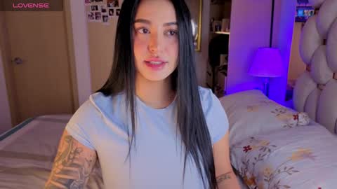 Snapshot of asshley__ chatting on 09.11.25 Ashley online show from 09.11.25