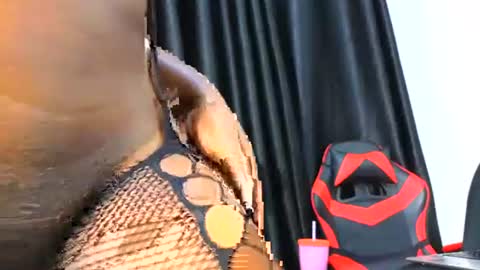 Snapshot of assiology11 chatting on 03.06.25 Assiology online show from 03.06.25