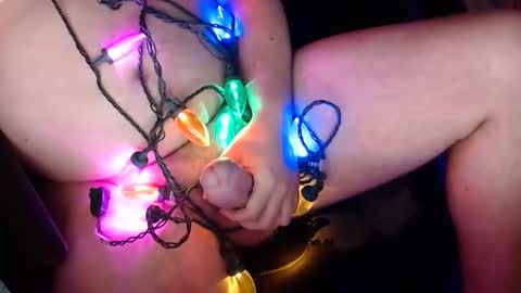 Snapshot of asslover1324 chatting on 12.26.24 asslover1324 online show from 12.26.24