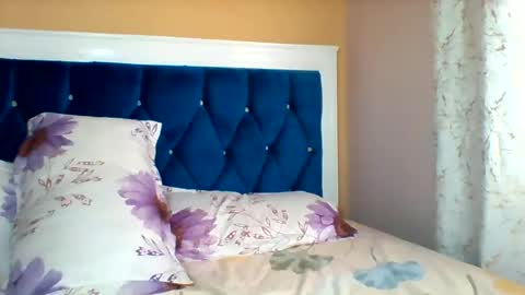 Snapshot of assqueen4 chatting on 07.13.26 FLORAH DANIEL online show from 07.13.26