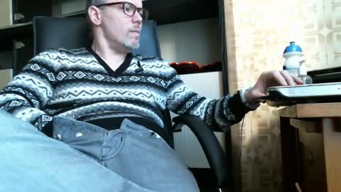 Snapshot of asterion51 chatting on 03.04.25 asterion51 online show from 03.04.25