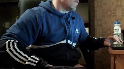 Snapshot of asterion51 chatting on 12.18.25 asterion51 online show from 12.18.25