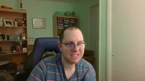 Andrew or Smiley Read the message in bold above the bio design for info on the situation. online show from 03.09.26