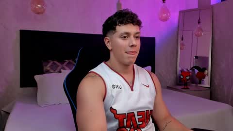 astonhills online show from 04.11.26