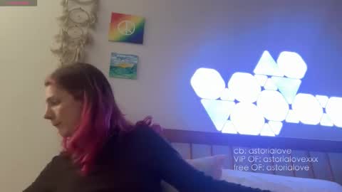 AstoriaLove online show from 02.04.26