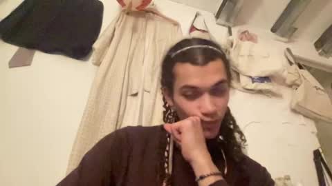 Snapshot of astrodoll chatting on 01.04.25 Astro Doll online show from 01.04.25