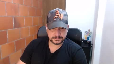 Snapshot of astton_nick chatting on 01.06.25 Nick Astton online show from 01.06.25