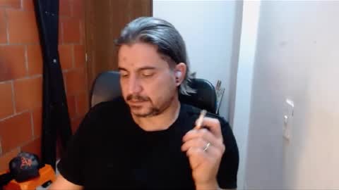 Snapshot of astton_nick chatting on 02.12.25 Nick Astton online show from 02.12.25