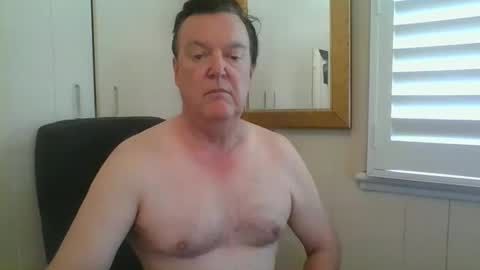 Snapshot of astute008 chatting on 11.26.25 astute008 online show from 11.26.25