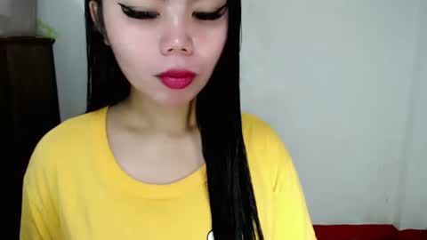 Snapshot of asuna_charming chatting on 10.04.25 asuna_charming online show from 10.04.25