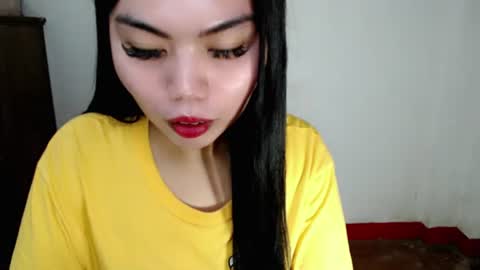 Snapshot of asuna_charming chatting on 10.18.25 asuna_charming online show from 10.18.25